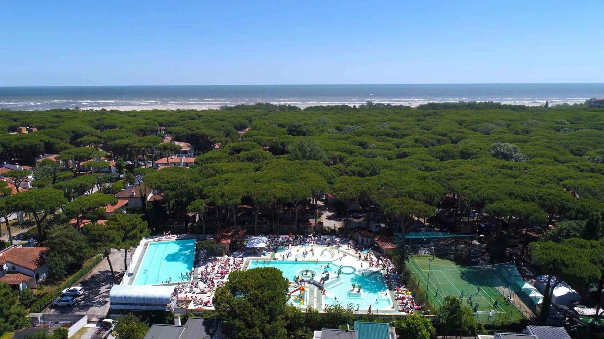 Mobilehomes In Lido Di Spina 21307 Holiday home