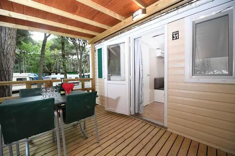 Holiday home Mobilehomes In Lido Di Spina 21307 Italy